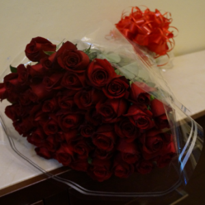 50 rosas rojas